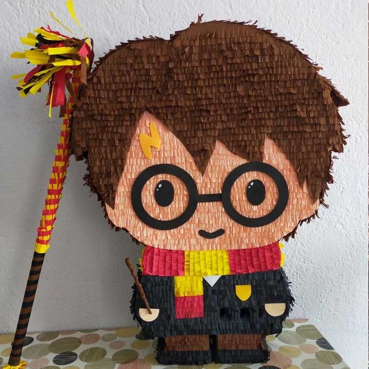 Golden snitch Harry potter pinata, harry potter birthday party, harry
